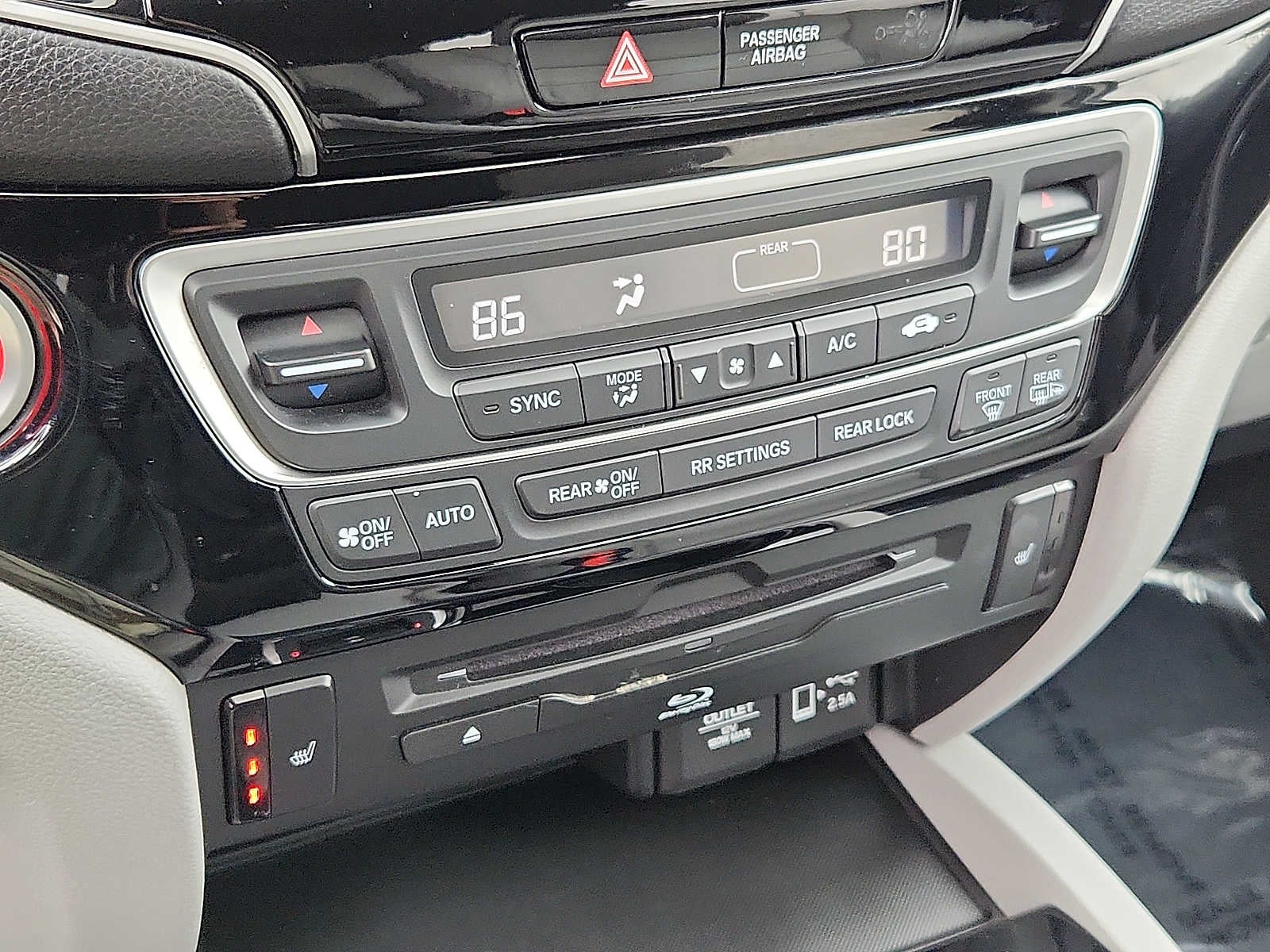 2022 Honda Pilot Touring 7-Passenger