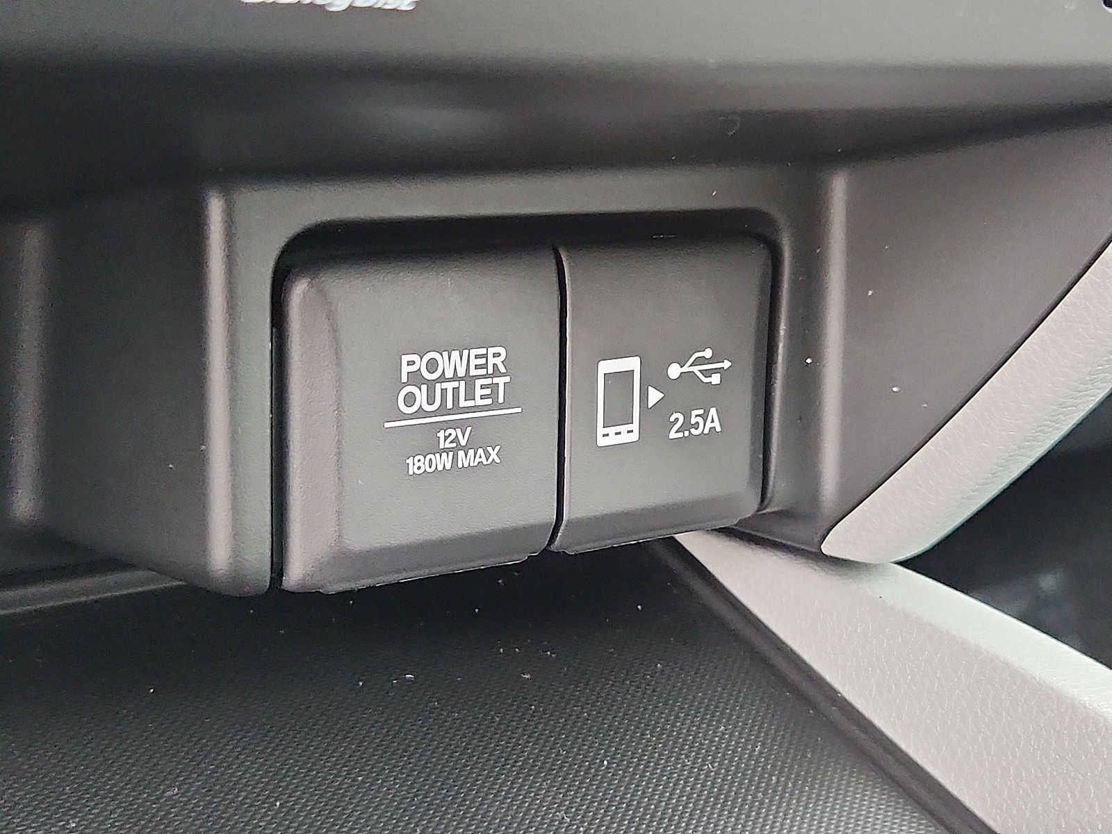 2022 Honda Pilot Touring 7-Passenger